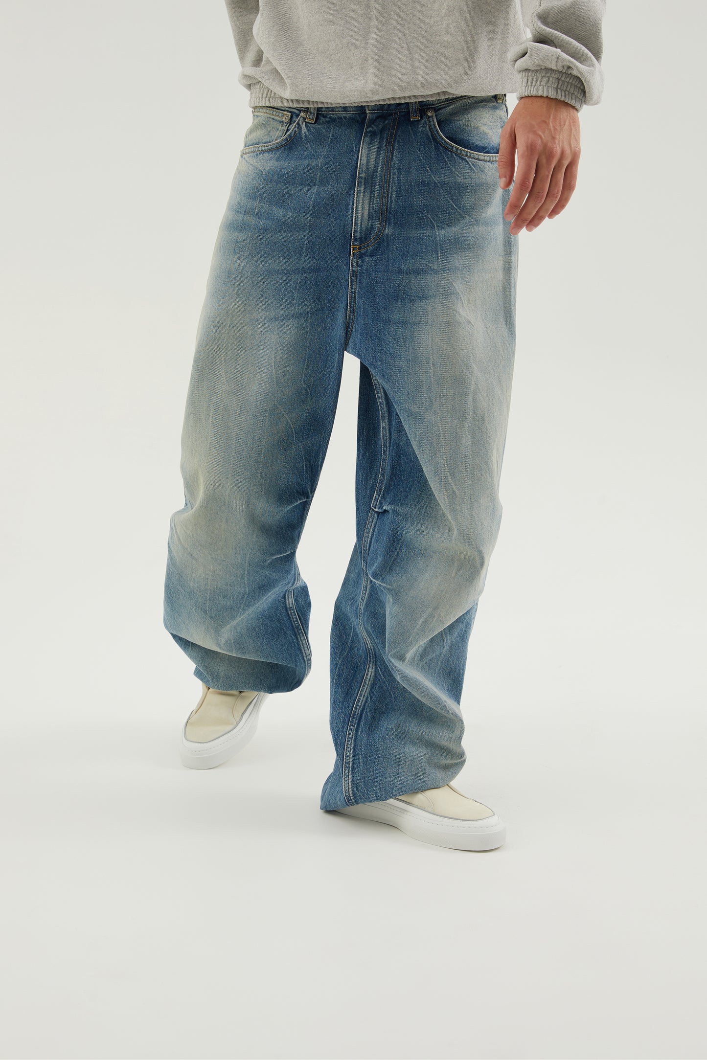 Y2K denim pants