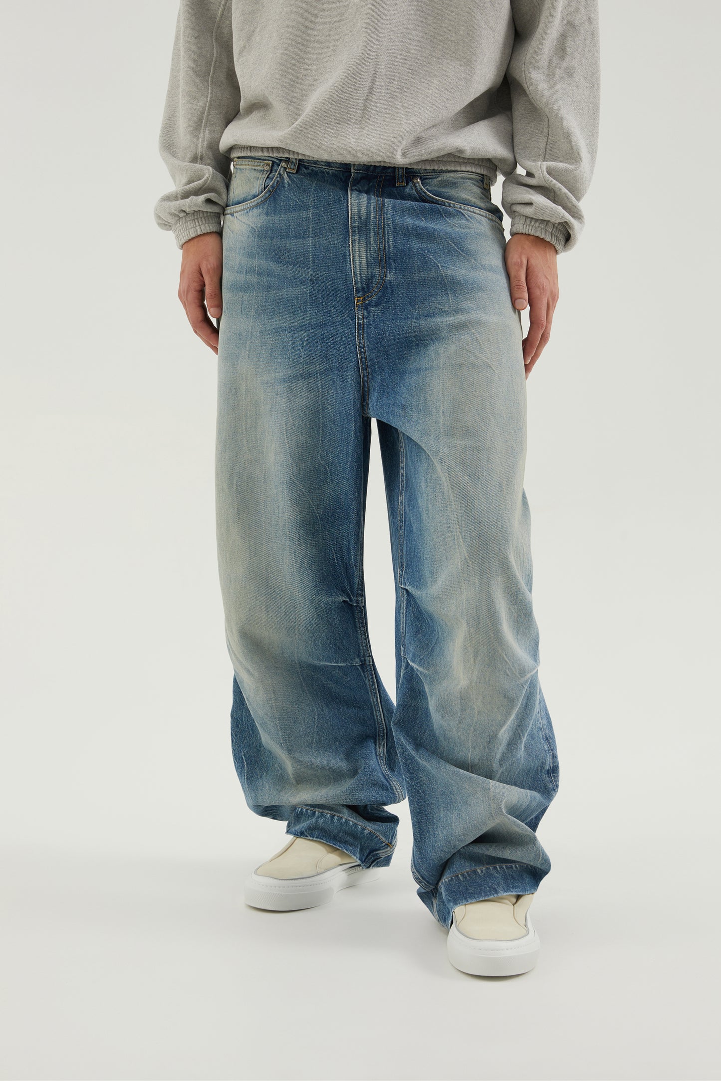 Y2K denim pants