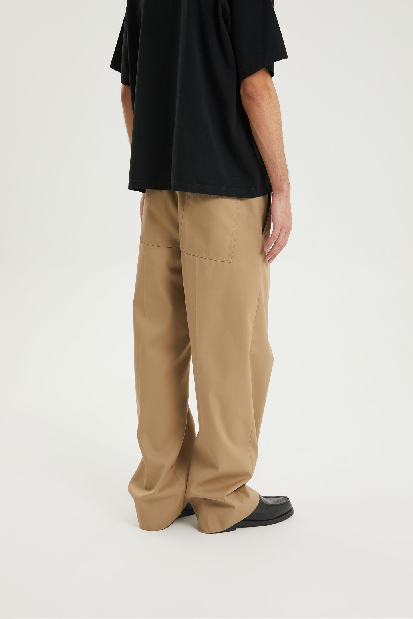 Elastic belt pants